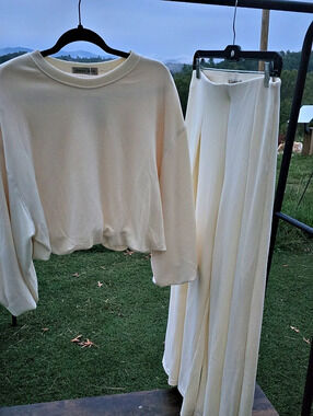 GENERAL MOOD Ivory Wide Leg Pant Set Size Large NWT, Great Travel Outfit